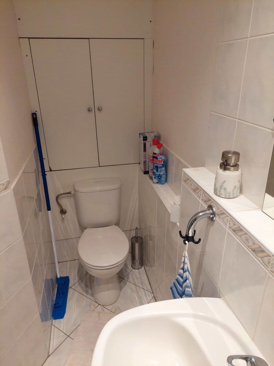 Prenájom bytu 1-izbový 35 m², Stred, Považská Bystrica, Trenčiansky kraj Prenájom bytu 1-izbový 35 m², Stred, Považská Bystrica, Trenčiansky kraj