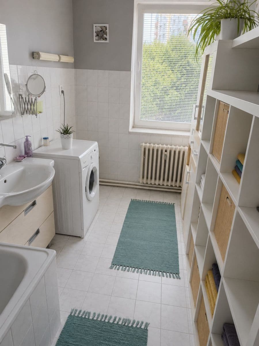 Predaj bytu 3-izbový 75 m², Hráského, Benešov, Středočeský kraj Predaj bytu 3-izbový 75 m², Hráského, Benešov, Středočeský kraj