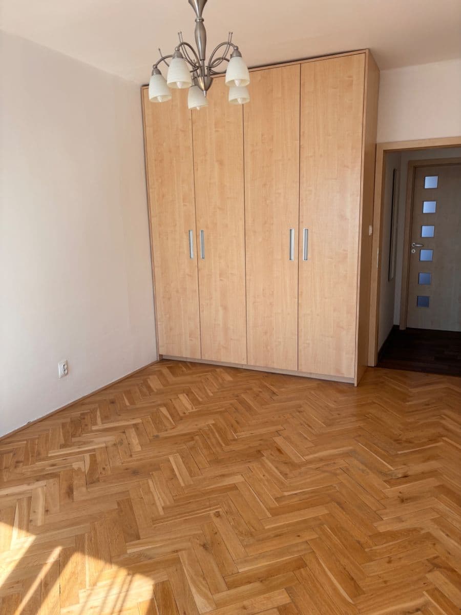 Prenájom bytu 2-izbový 56 m², Bludovická, Praha, Praha Prenájom bytu 2-izbový 56 m², Bludovická, Praha, Praha