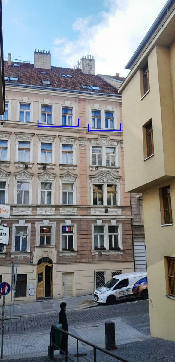 Prenájom bytu 3-izbový 84 m², Krymská, Praha, Praha Prenájom bytu 3-izbový 84 m², Krymská, Praha, Praha