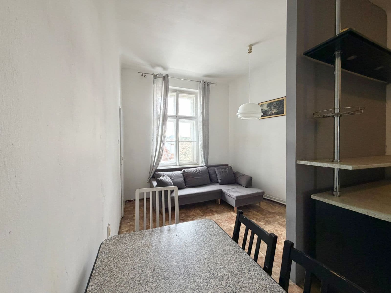 Prenájom bytu 3-izbový 84 m², Krymská, Praha, Praha Prenájom bytu 3-izbový 84 m², Krymská, Praha, Praha