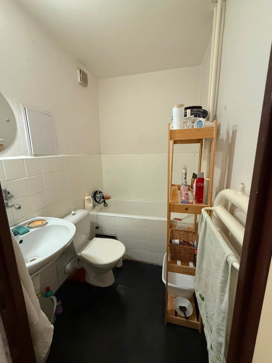 Prenájom bytu 1-izbový 29 m², Sosnová, Liberec, Liberecký kraj Prenájom bytu 1-izbový 29 m², Sosnová, Liberec, Liberecký kraj