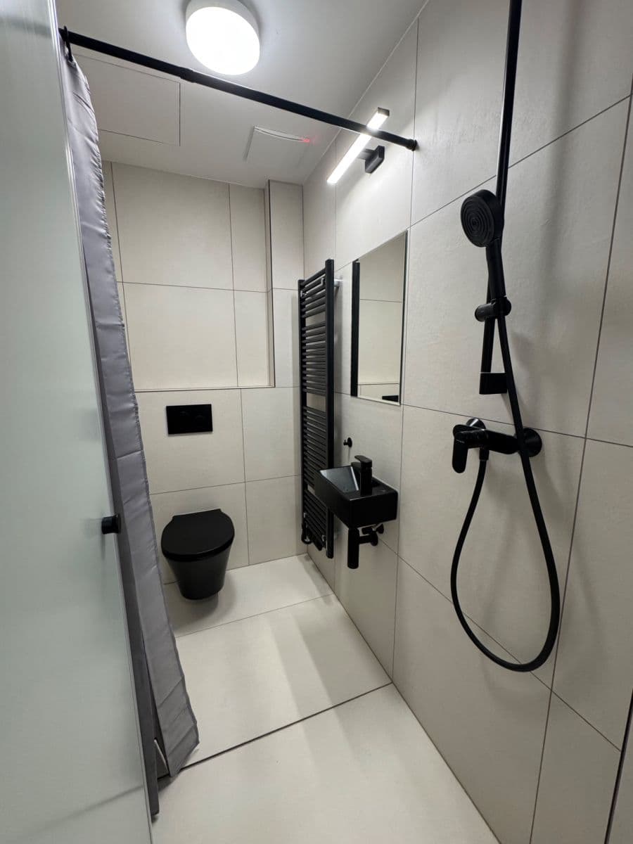 Prenájom bytu 1-izbový 29 m², Krymská, Praha, Praha Prenájom bytu 1-izbový 29 m², Krymská, Praha, Praha