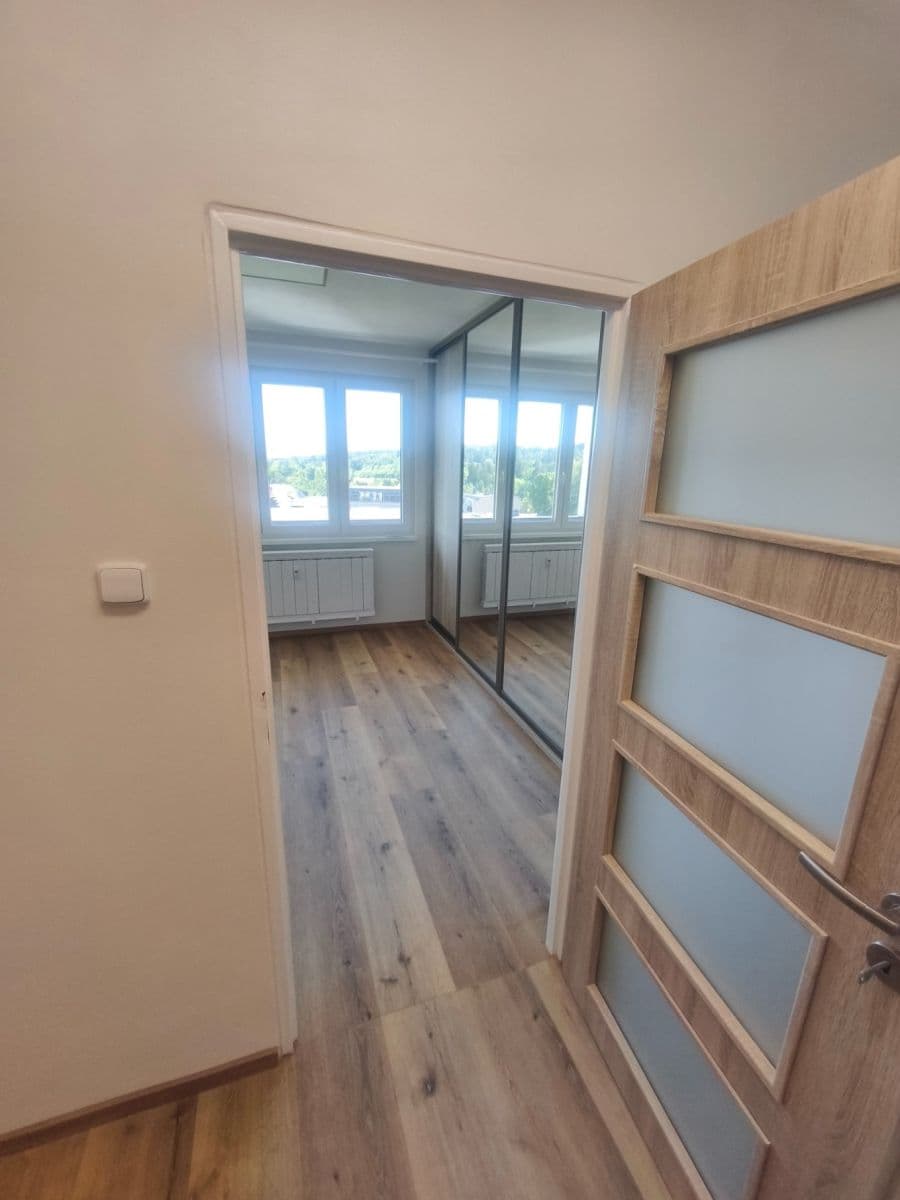 Prenájom bytu 3-izbový 67 m², Sídliště Ⅰ, Kamenice, Středočeský kraj Prenájom bytu 3-izbový 67 m², Sídliště Ⅰ, Kamenice, Středočeský kraj
