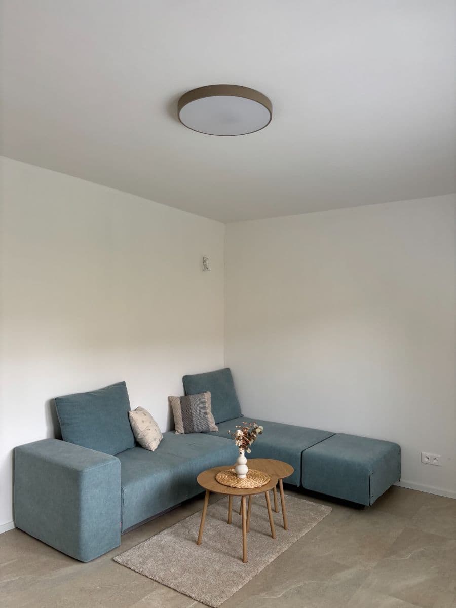 Prenájom bytu 3-izbový 70 m², Blažíčkova, Praha, Praha Prenájom bytu 3-izbový 70 m², Blažíčkova, Praha, Praha