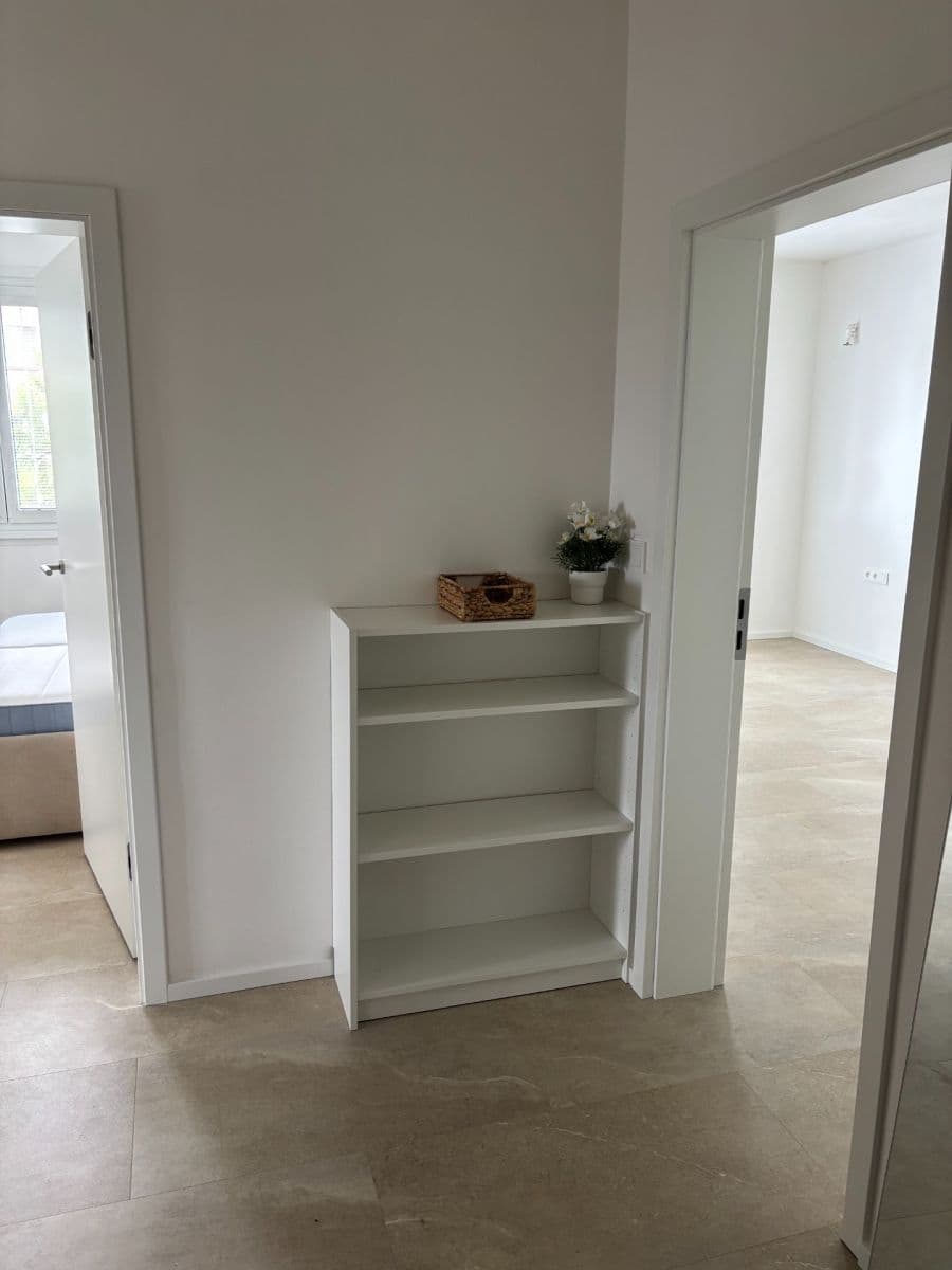 Prenájom bytu 3-izbový 70 m², Blažíčkova, Praha, Praha Prenájom bytu 3-izbový 70 m², Blažíčkova, Praha, Praha