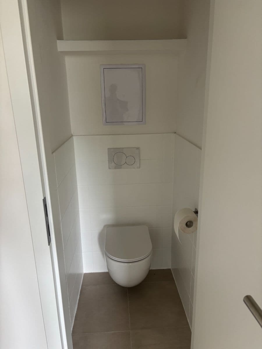 Prenájom bytu 3-izbový 70 m², Blažíčkova, Praha, Praha Prenájom bytu 3-izbový 70 m², Blažíčkova, Praha, Praha