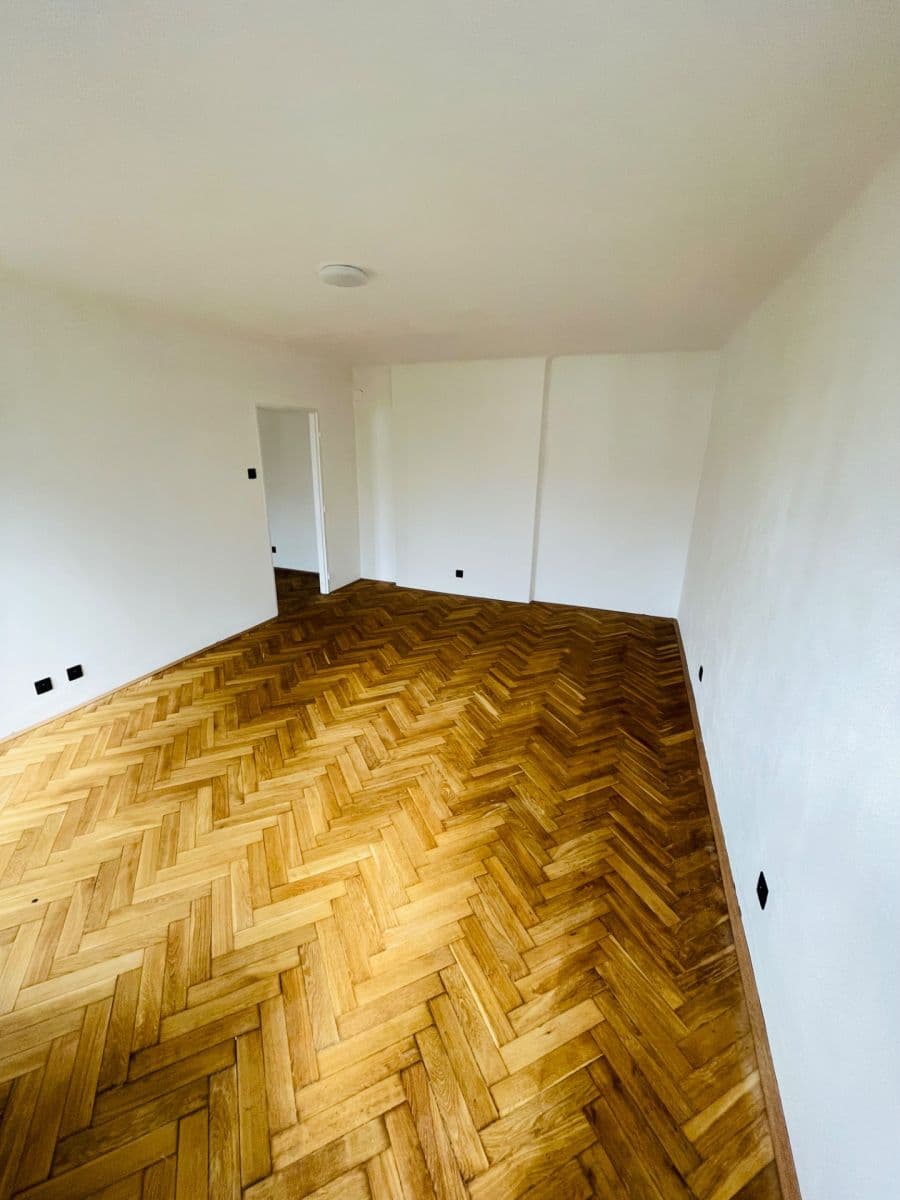 Prenájom bytu 2-izbový 63 m², Komenského, Písek, Jihočeský kraj Prenájom bytu 2-izbový 63 m², Komenského, Písek, Jihočeský kraj