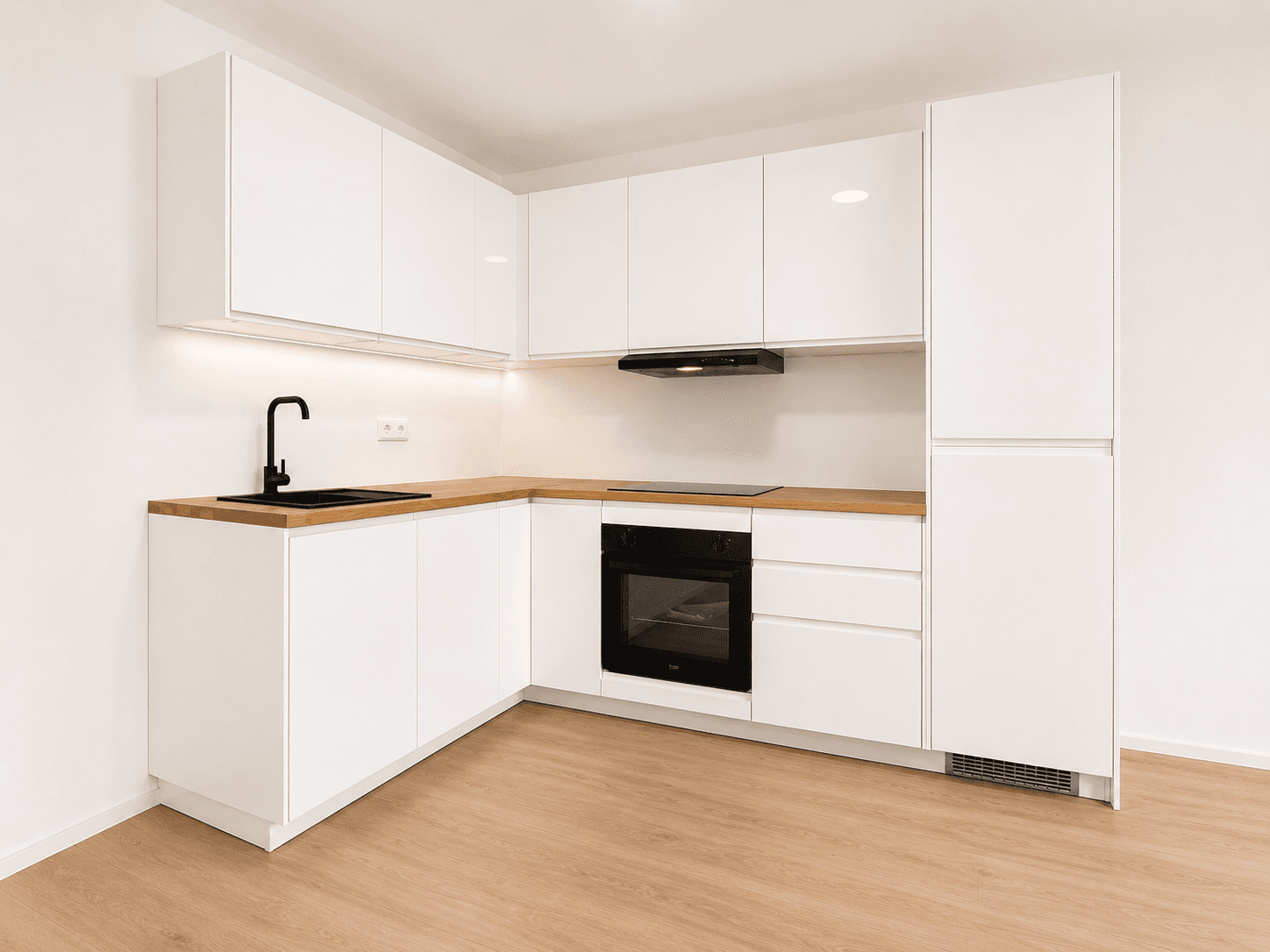 Predaj bytu 4-izbový 79 m², Vratislavská, Praha, Praha Predaj bytu 4-izbový 79 m², Vratislavská, Praha, Praha