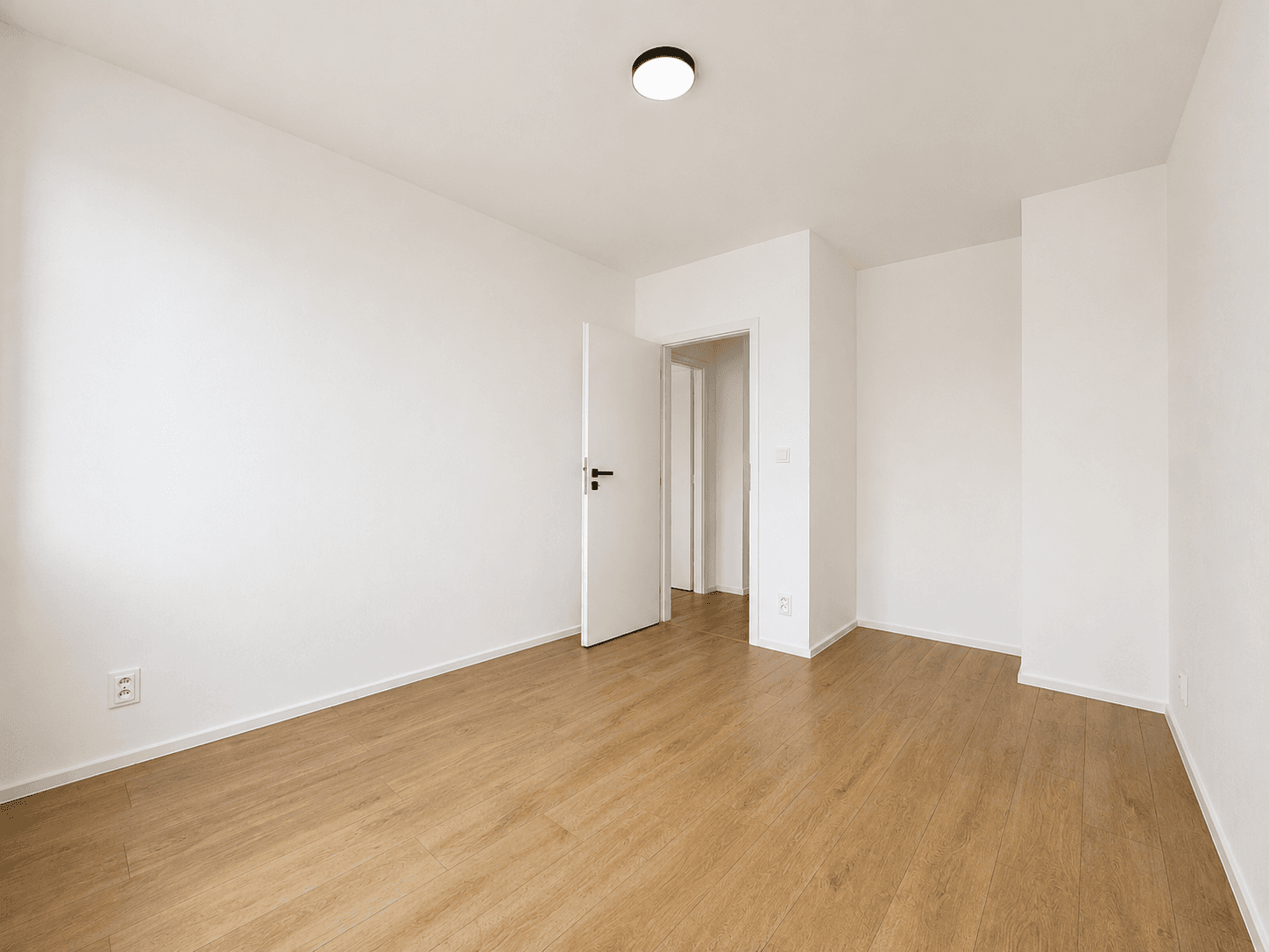 Predaj bytu 4-izbový 79 m², Vratislavská, Praha, Praha Predaj bytu 4-izbový 79 m², Vratislavská, Praha, Praha