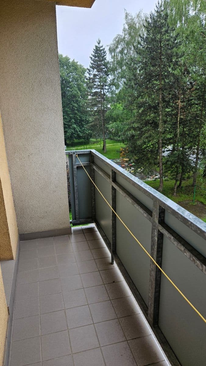 Prenájom bytu 3-izbový 60 m², Obránců míru, Kopřivnice, Moravskoslezský kraj Prenájom bytu 3-izbový 60 m², Obránců míru, Kopřivnice, Moravskoslezský kraj