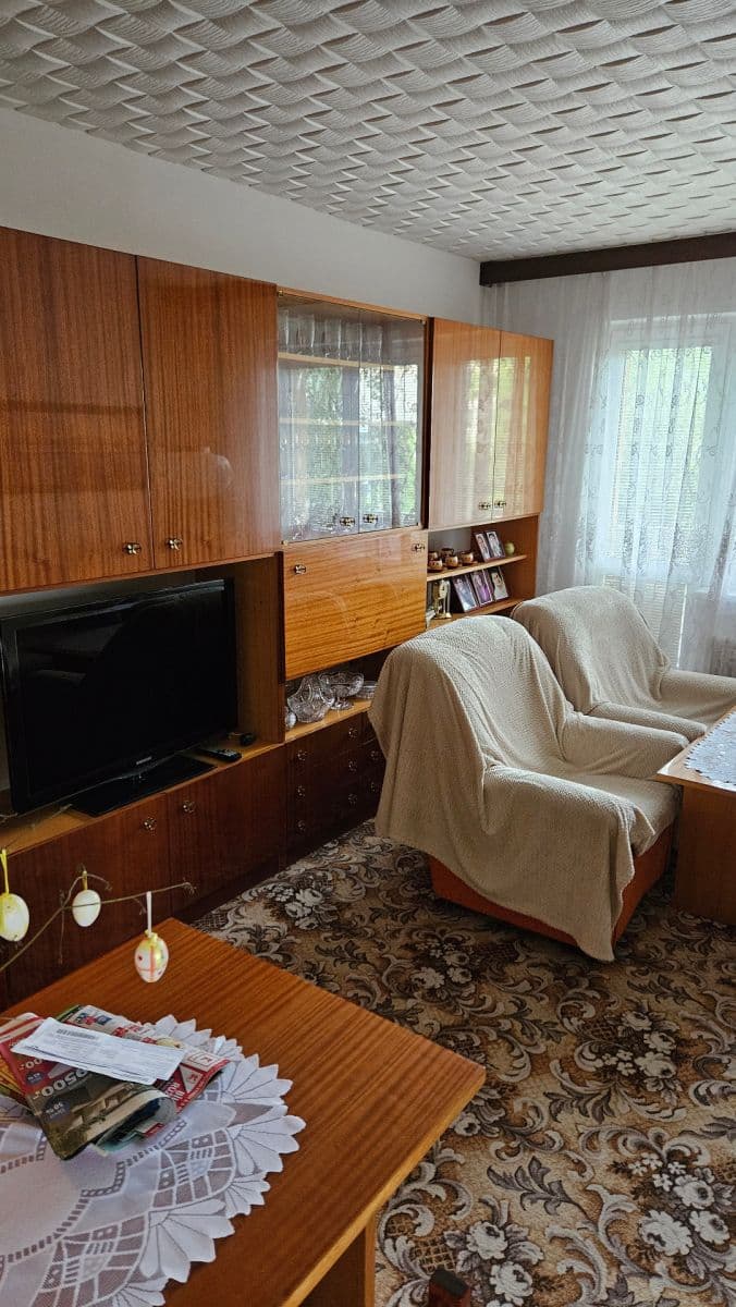 Prenájom bytu 3-izbový 60 m², Obránců míru, Kopřivnice, Moravskoslezský kraj Prenájom bytu 3-izbový 60 m², Obránců míru, Kopřivnice, Moravskoslezský kraj