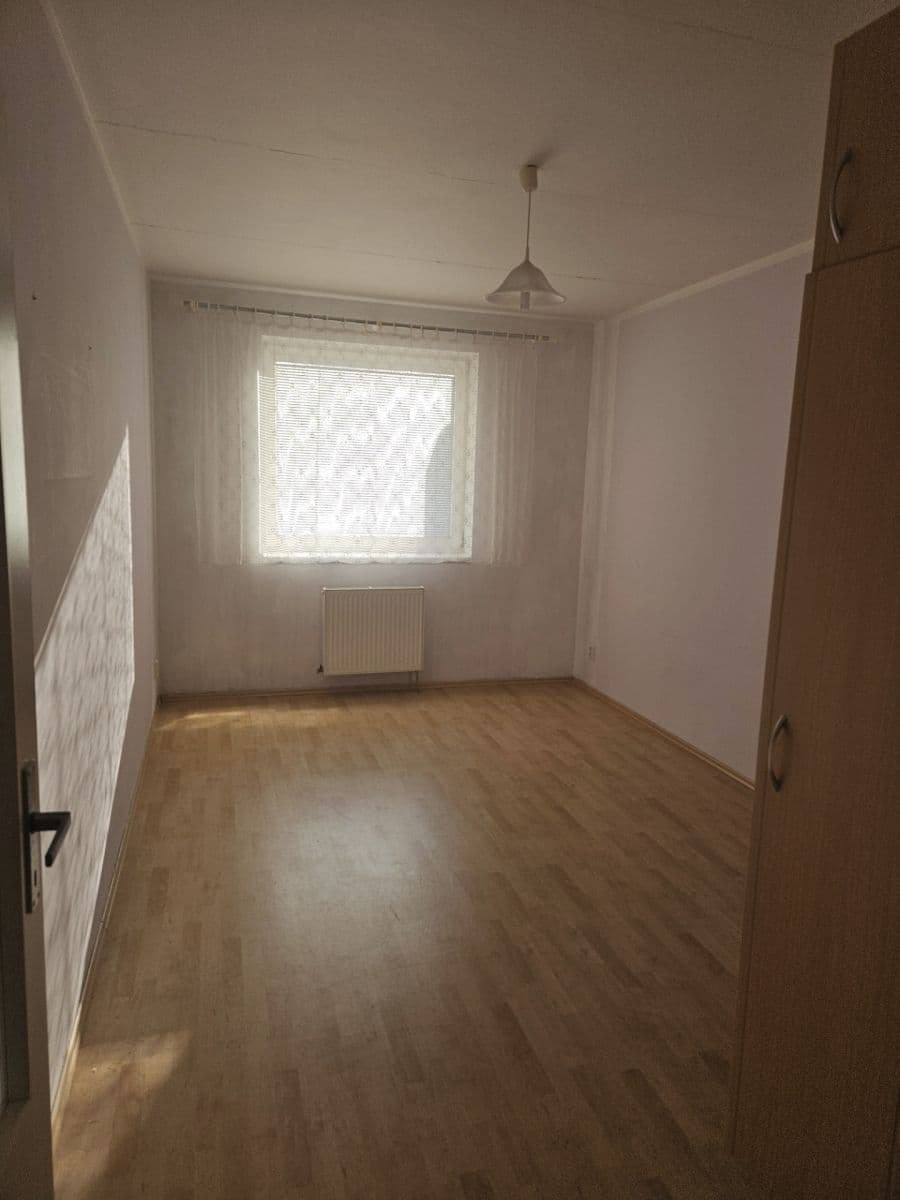 Prenájom bytu 2-izbový 55 m², Volmanova, Čelákovice, Středočeský kraj Prenájom bytu 2-izbový 55 m², Volmanova, Čelákovice, Středočeský kraj