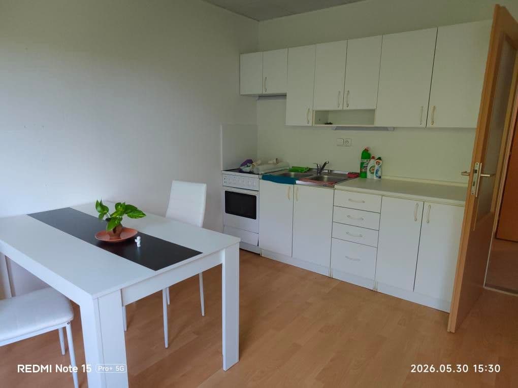 Prenájom bytu 1-izbový 35 m², Houdova, Praha, Praha Prenájom bytu 1-izbový 35 m², Houdova, Praha, Praha
