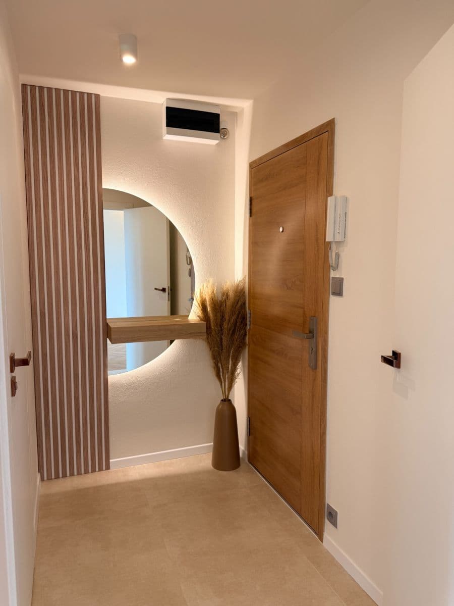 Predaj bytu 2-izbový 34 m², Kojetická, Neratovice, Středočeský kraj Predaj bytu 2-izbový 34 m², Kojetická, Neratovice, Středočeský kraj