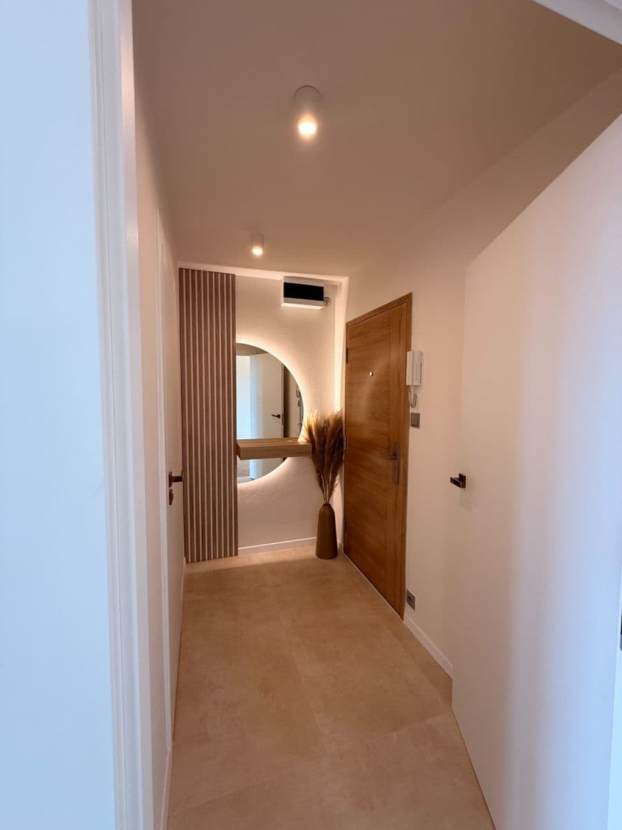 Predaj bytu 2-izbový 34 m², Kojetická, Neratovice, Středočeský kraj Predaj bytu 2-izbový 34 m², Kojetická, Neratovice, Středočeský kraj
