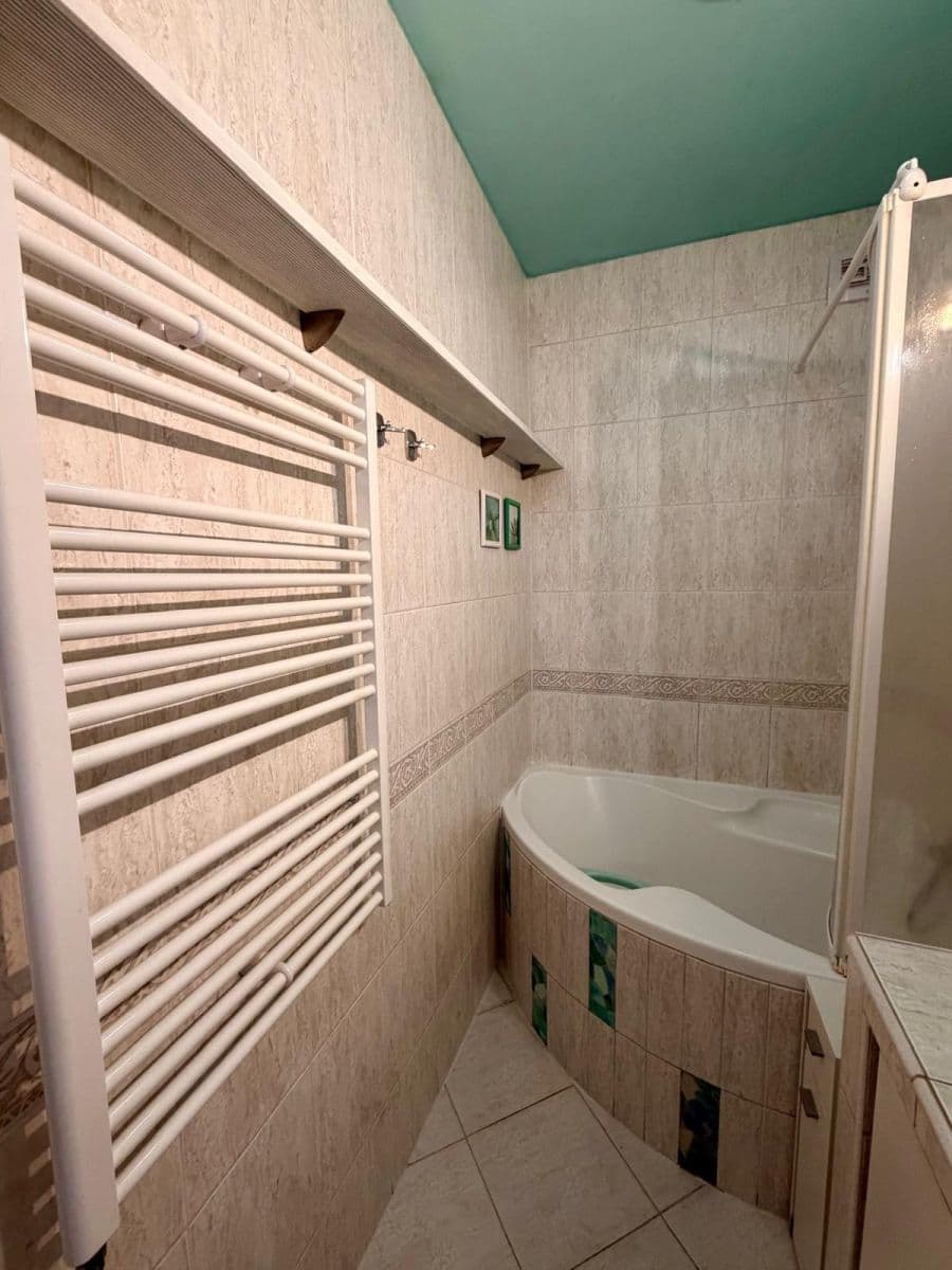 Prenájom bytu 2-izbový 53 m², Dr. Martínka, Ostrava, Moravskoslezský kraj Prenájom bytu 2-izbový 53 m², Dr. Martínka, Ostrava, Moravskoslezský kraj