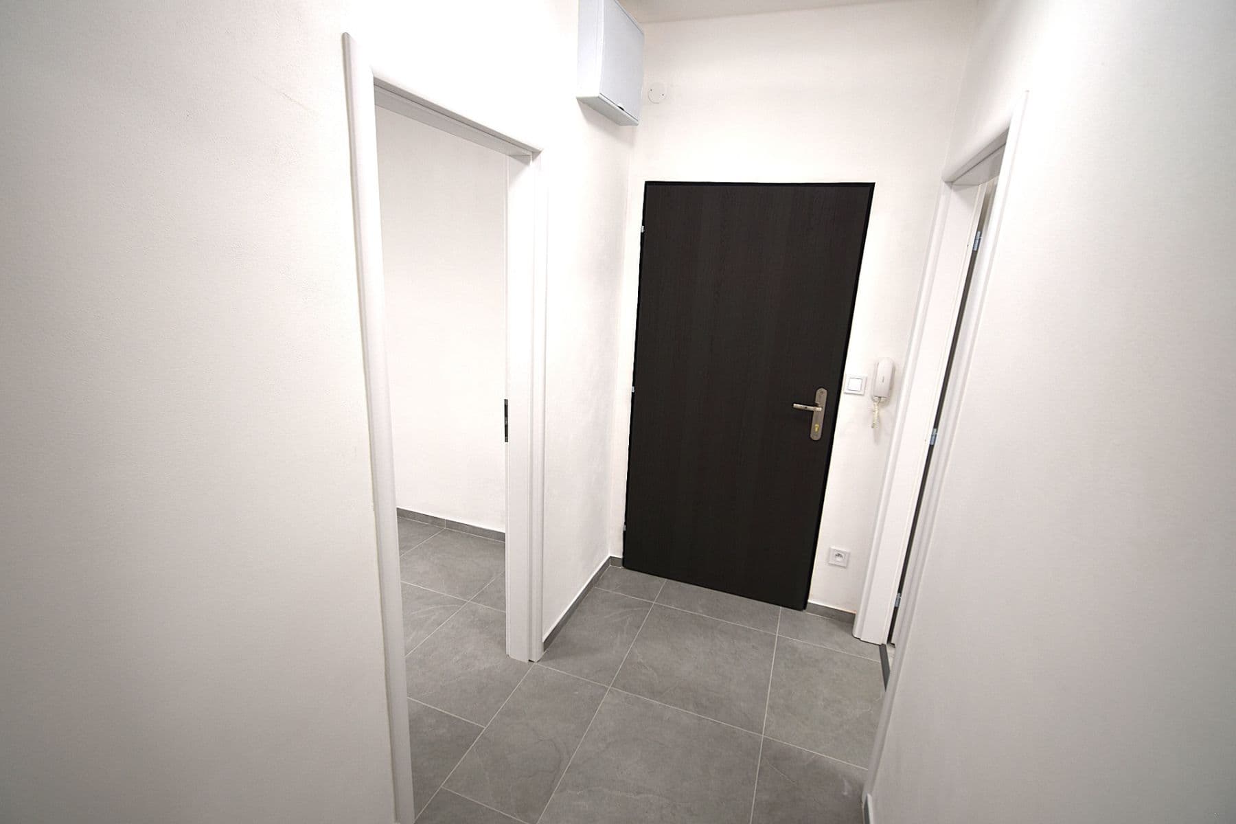 Predaj bytu 2-izbový 47 m², U Družstva Ideál, Praha, Praha Predaj bytu 2-izbový 47 m², U Družstva Ideál, Praha, Praha