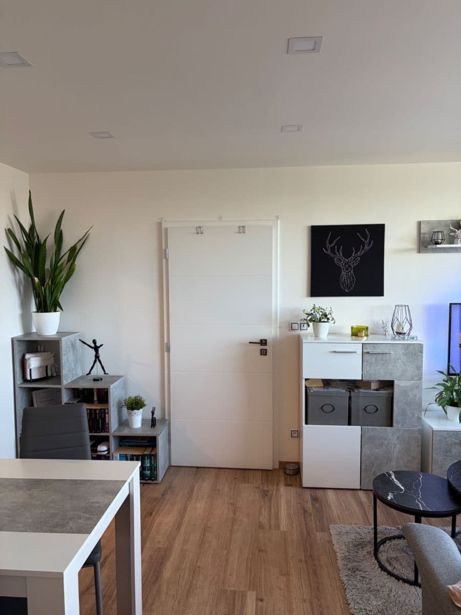 Prenájom bytu 3-izbový 61 m², Feřtekova, Praha, Praha Prenájom bytu 3-izbový 61 m², Feřtekova, Praha, Praha