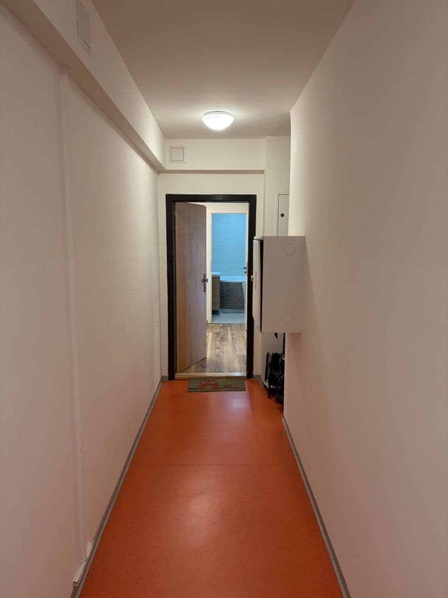 Prenájom bytu 3-izbový 61 m², Feřtekova, Praha, Praha Prenájom bytu 3-izbový 61 m², Feřtekova, Praha, Praha