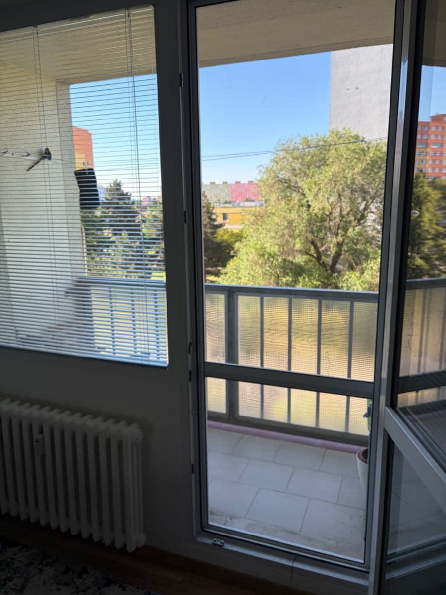 Prenájom bytu 3-izbový 61 m², Feřtekova, Praha, Praha Prenájom bytu 3-izbový 61 m², Feřtekova, Praha, Praha