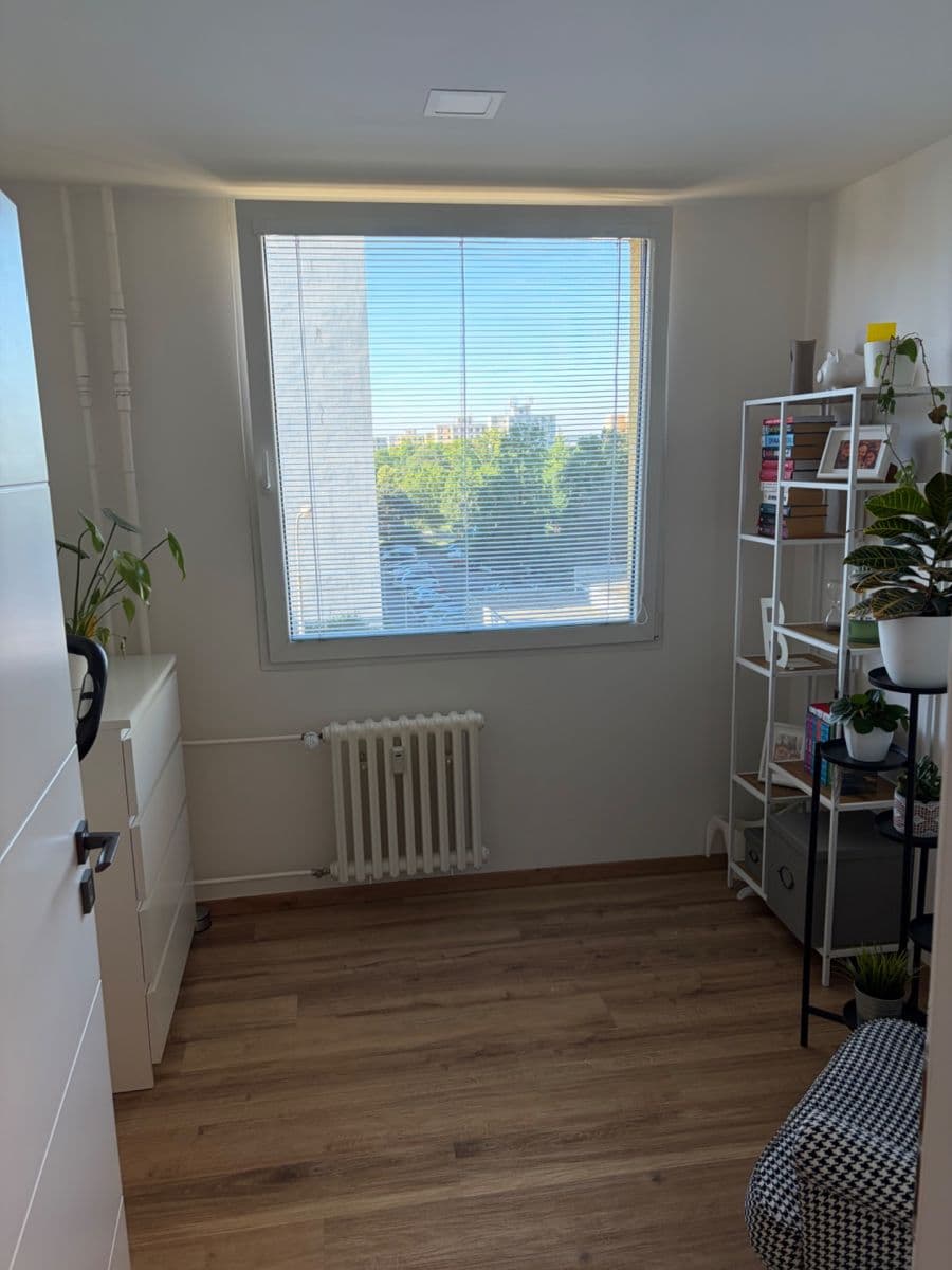 Prenájom bytu 3-izbový 61 m², Feřtekova, Praha, Praha Prenájom bytu 3-izbový 61 m², Feřtekova, Praha, Praha