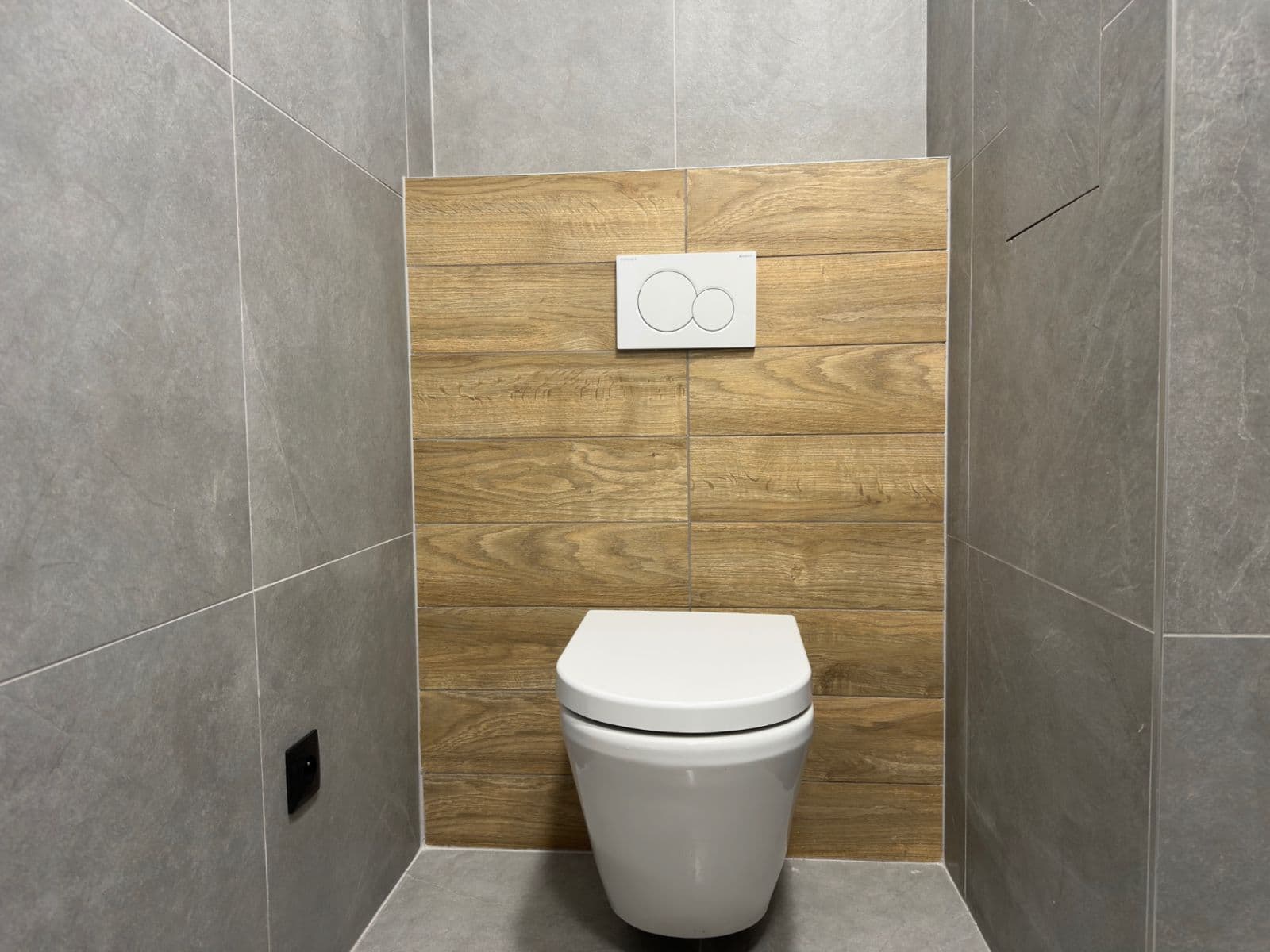 Prenájom bytu 2-izbový 56 m², Sídliště Pražská, Havlíčkův Brod, Kraj Vysočina Prenájom bytu 2-izbový 56 m², Sídliště Pražská, Havlíčkův Brod, Kraj Vysočina