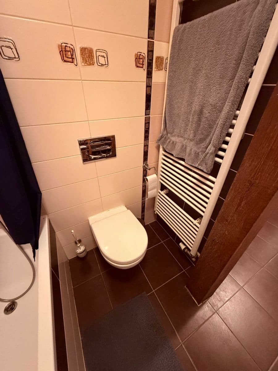 Predaj bytu 1-izbový 38 m², Vosmíkových, Praha, Praha Predaj bytu 1-izbový 38 m², Vosmíkových, Praha, Praha
