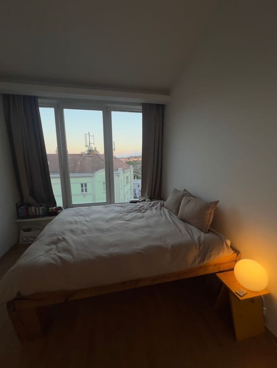 Prenájom bytu 2-izbový 62 m², Braunerova, Praha, Praha Prenájom bytu 2-izbový 62 m², Braunerova, Praha, Praha