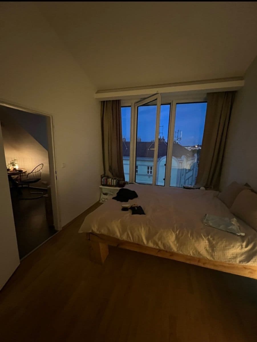 Prenájom bytu 2-izbový 62 m², Braunerova, Praha, Praha Prenájom bytu 2-izbový 62 m², Braunerova, Praha, Praha