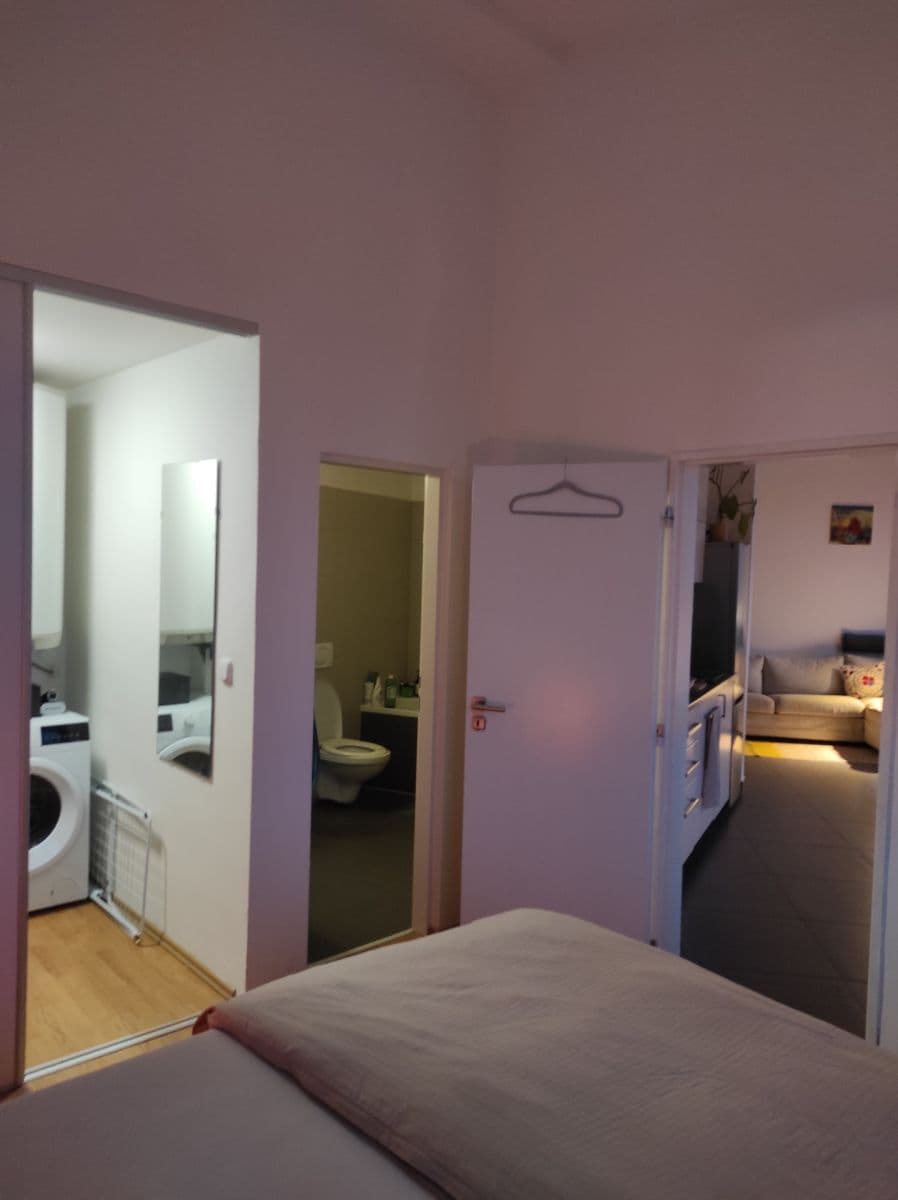 Prenájom bytu 2-izbový 62 m², Braunerova, Praha, Praha Prenájom bytu 2-izbový 62 m², Braunerova, Praha, Praha