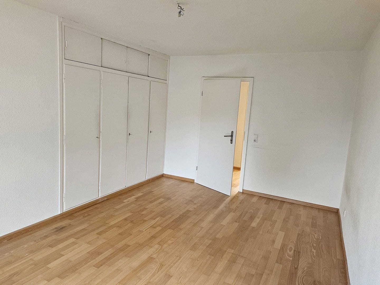 Predaj bytu 3-izbový 93 m², Freiburg, Bádensko-Wurttembersko Predaj bytu 3-izbový 93 m², Freiburg, Bádensko-Wurttembersko