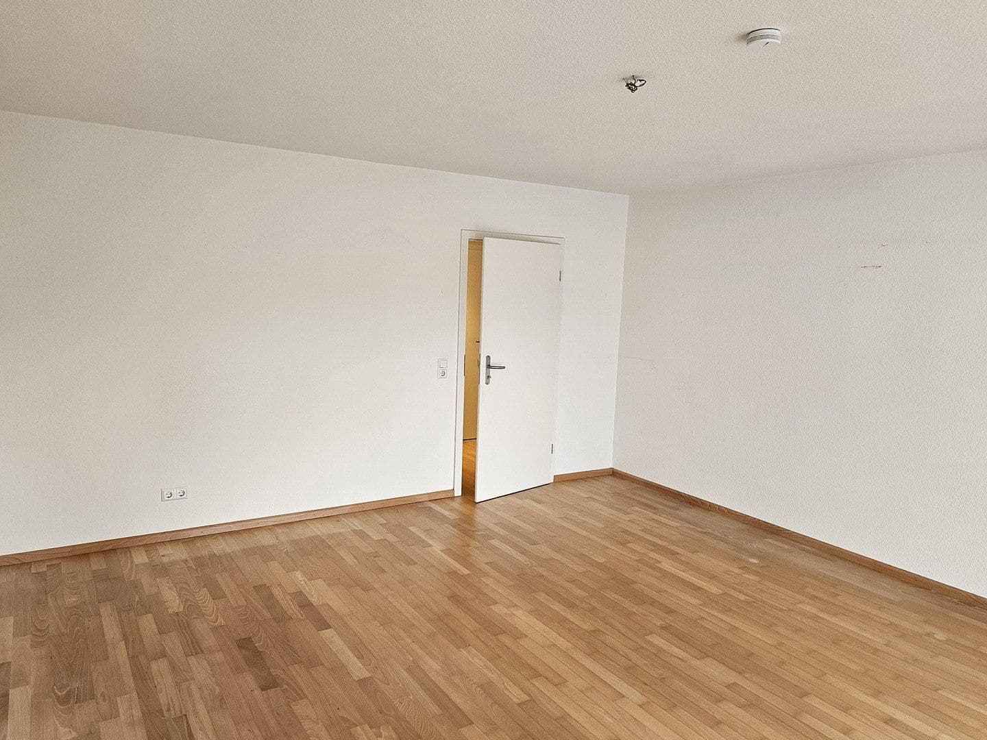 Predaj bytu 3-izbový 93 m², Freiburg, Bádensko-Wurttembersko Predaj bytu 3-izbový 93 m², Freiburg, Bádensko-Wurttembersko