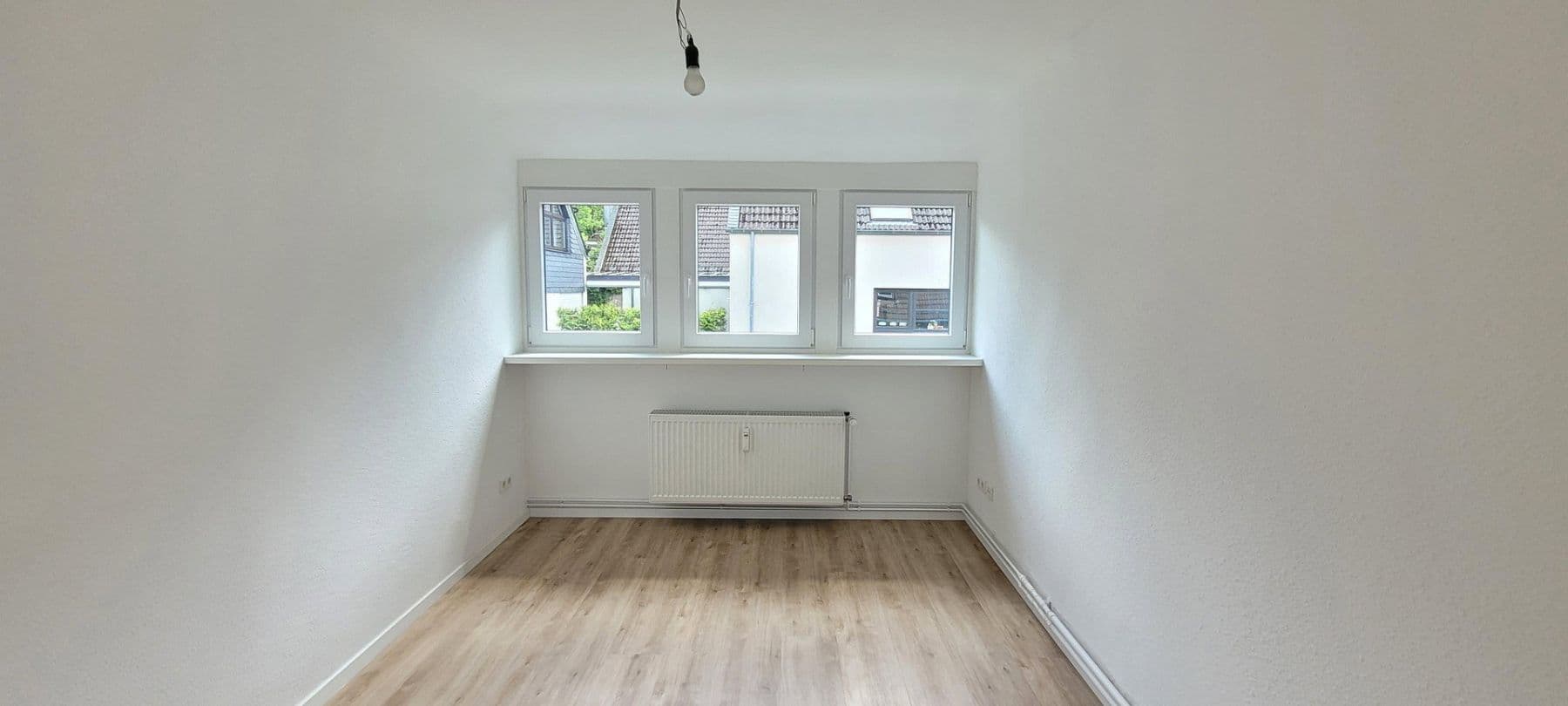 Prenájom bytu 3-izbový 79 m², Am Kriegermal 30, Wuppertal, Severné Porýnie - Westfálsko Prenájom bytu 3-izbový 79 m², Am Kriegermal 30, Wuppertal, Severné Porýnie - Westfálsko