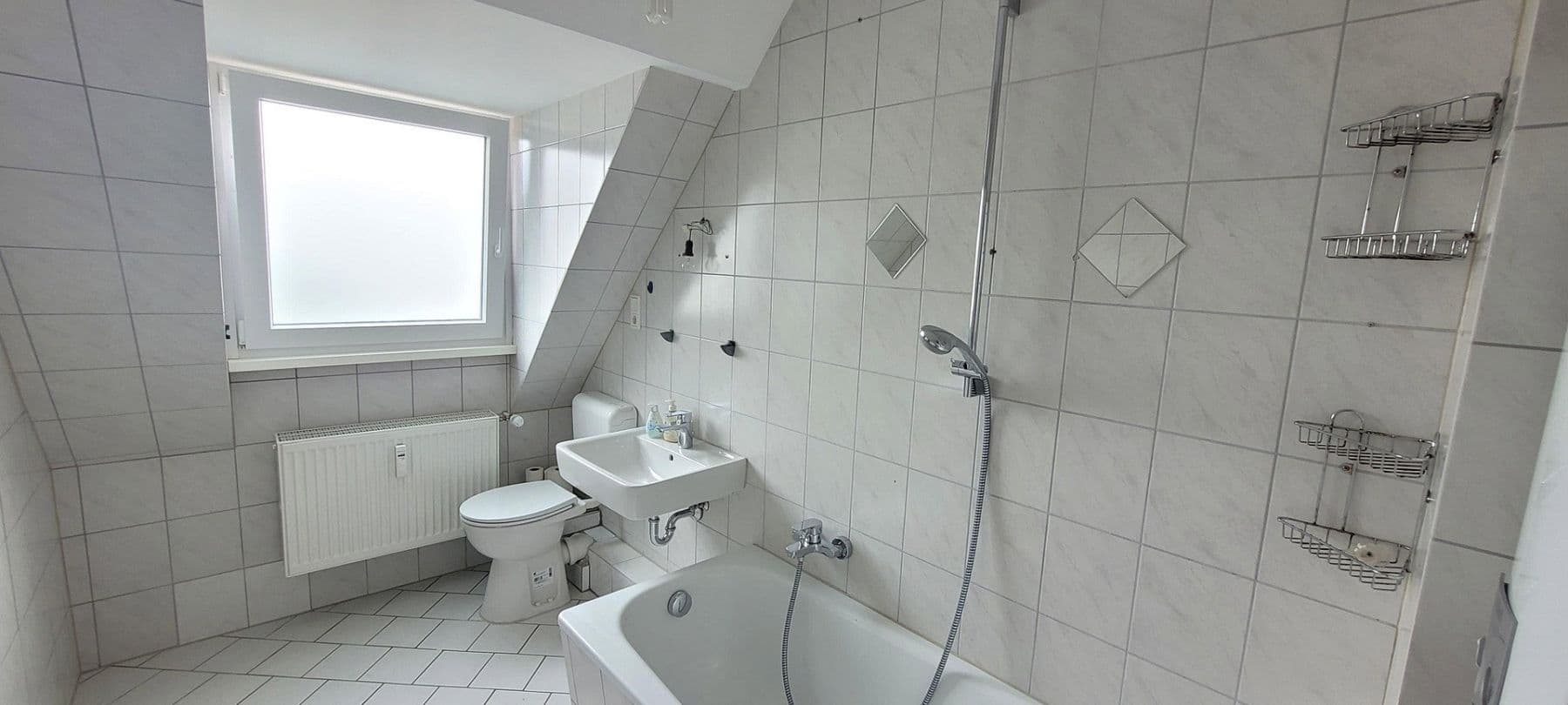 Prenájom bytu 3-izbový 79 m², Am Kriegermal 30, Wuppertal, Severné Porýnie - Westfálsko Prenájom bytu 3-izbový 79 m², Am Kriegermal 30, Wuppertal, Severné Porýnie - Westfálsko