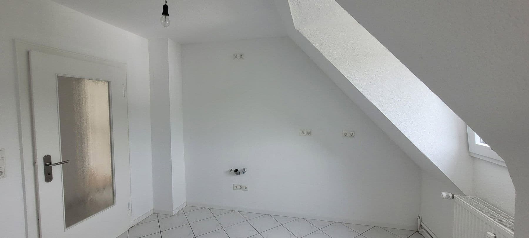 Prenájom bytu 3-izbový 79 m², Am Kriegermal 30, Wuppertal, Severné Porýnie - Westfálsko Prenájom bytu 3-izbový 79 m², Am Kriegermal 30, Wuppertal, Severné Porýnie - Westfálsko