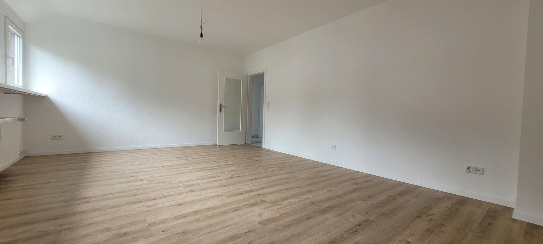 Prenájom bytu 3-izbový 79 m², Am Kriegermal 30, Wuppertal, Severné Porýnie - Westfálsko Prenájom bytu 3-izbový 79 m², Am Kriegermal 30, Wuppertal, Severné Porýnie - Westfálsko