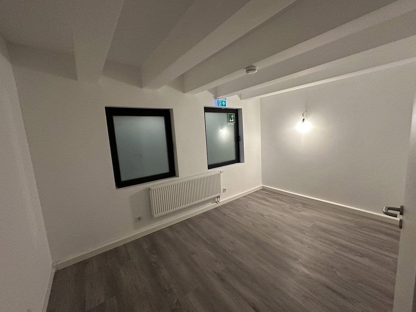 Prenájom rekreačného objektu 650 m², Eckenhagener str 45, Reichshof, Severné Porýnie - Westfálsko Prenájom rekreačného objektu 650 m², Eckenhagener str 45, Reichshof, Severné Porýnie - Westfálsko