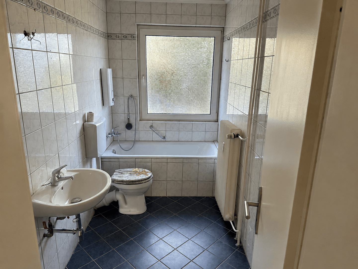Prenájom bytu 2-izbový 59 m², Waldecker Str. 9, Duisburg, Severné Porýnie - Westfálsko Prenájom bytu 2-izbový 59 m², Waldecker Str. 9, Duisburg, Severné Porýnie - Westfálsko