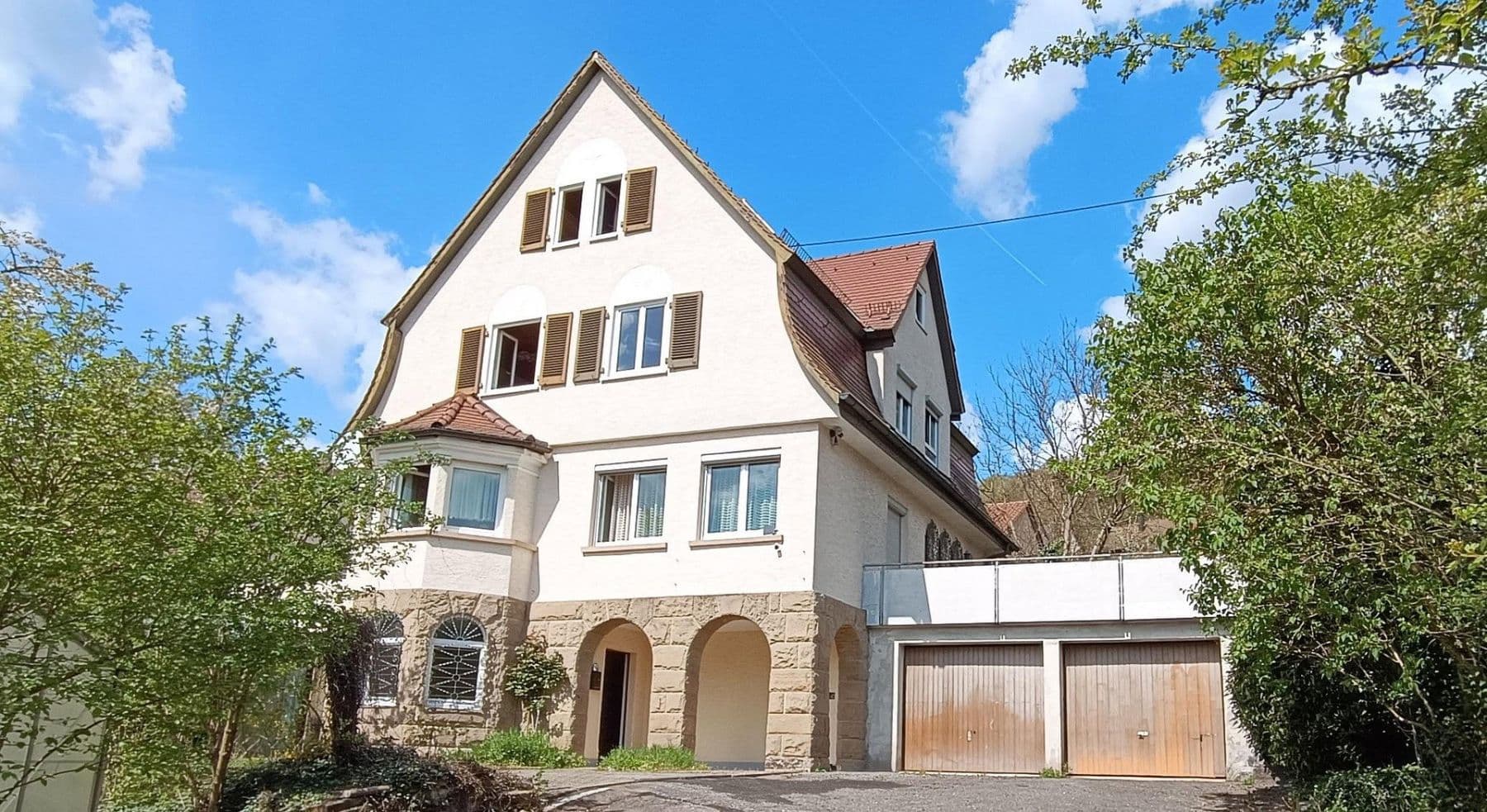Predaj domu 215 m², pozemek 940 m², Murrhardt, Bádensko-Wurttembersko Predaj domu 215 m², pozemek 940 m², Murrhardt, Bádensko-Wurttembersko