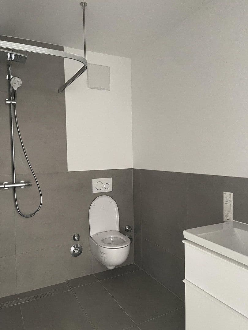 Prenájom bytu 2-izbový 66 m², Aachen, Severné Porýnie - Westfálsko Prenájom bytu 2-izbový 66 m², Aachen, Severné Porýnie - Westfálsko