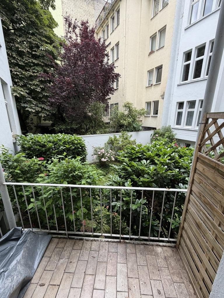 Prenájom bytu 5-izbový 151 m², Volksgartenstraße 17, Köln, Severné Porýnie - Westfálsko Prenájom bytu 5-izbový 151 m², Volksgartenstraße 17, Köln, Severné Porýnie - Westfálsko