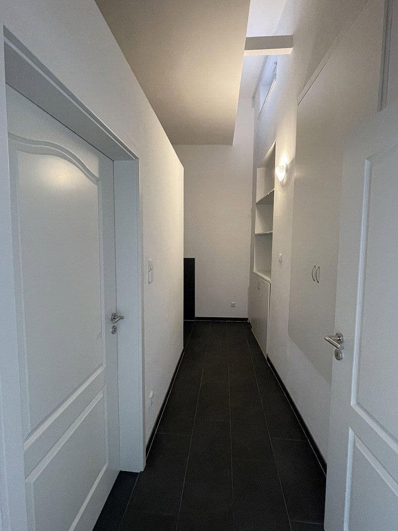 Prenájom bytu 3-izbový 90 m², Aachen, Severné Porýnie - Westfálsko Prenájom bytu 3-izbový 90 m², Aachen, Severné Porýnie - Westfálsko