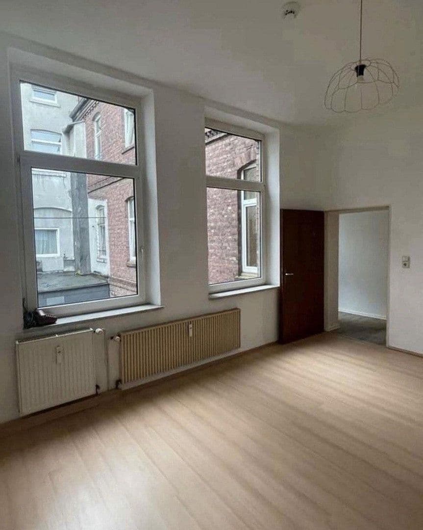 Prenájom bytu 2-izbový 60 m², Aachen, Severné Porýnie - Westfálsko Prenájom bytu 2-izbový 60 m², Aachen, Severné Porýnie - Westfálsko