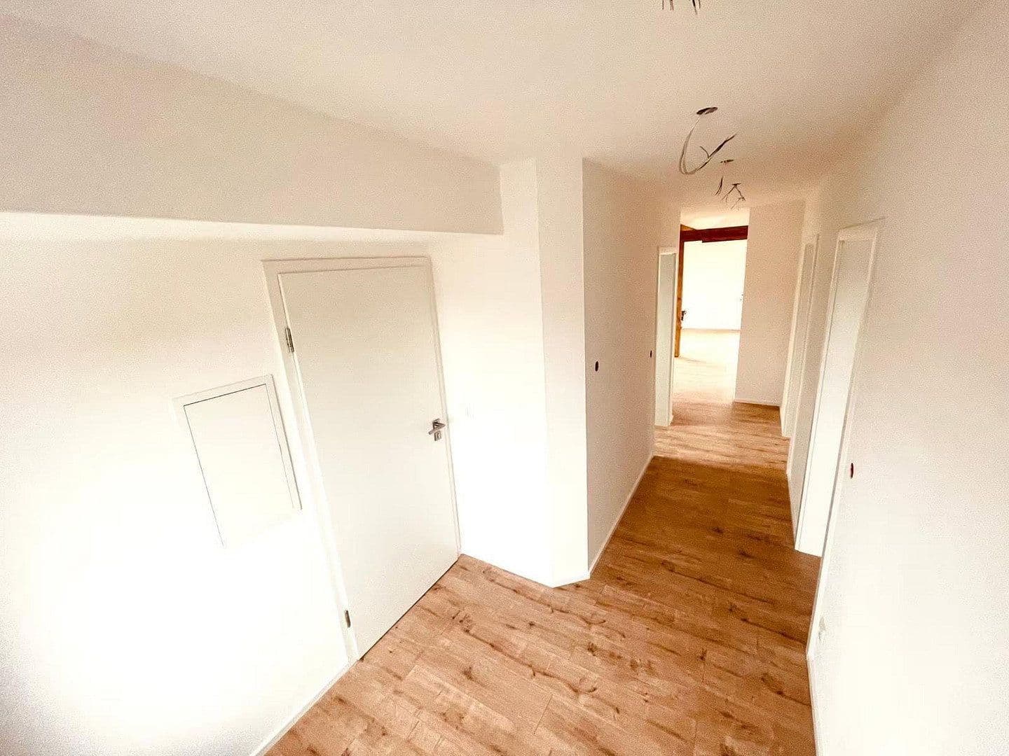 Prenájom bytu 3-izbový 75 m², Maxhütte-Haidhof, Bavorsko Prenájom bytu 3-izbový 75 m², Maxhütte-Haidhof, Bavorsko