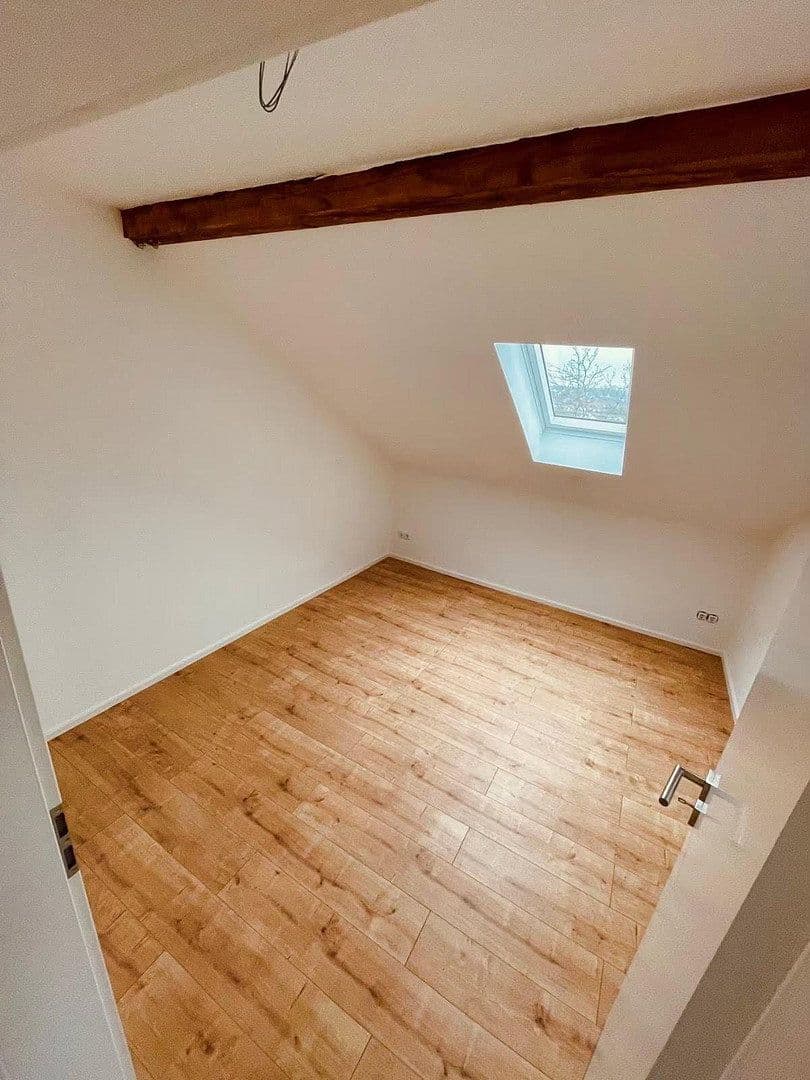 Prenájom bytu 3-izbový 75 m², Maxhütte-Haidhof, Bavorsko Prenájom bytu 3-izbový 75 m², Maxhütte-Haidhof, Bavorsko