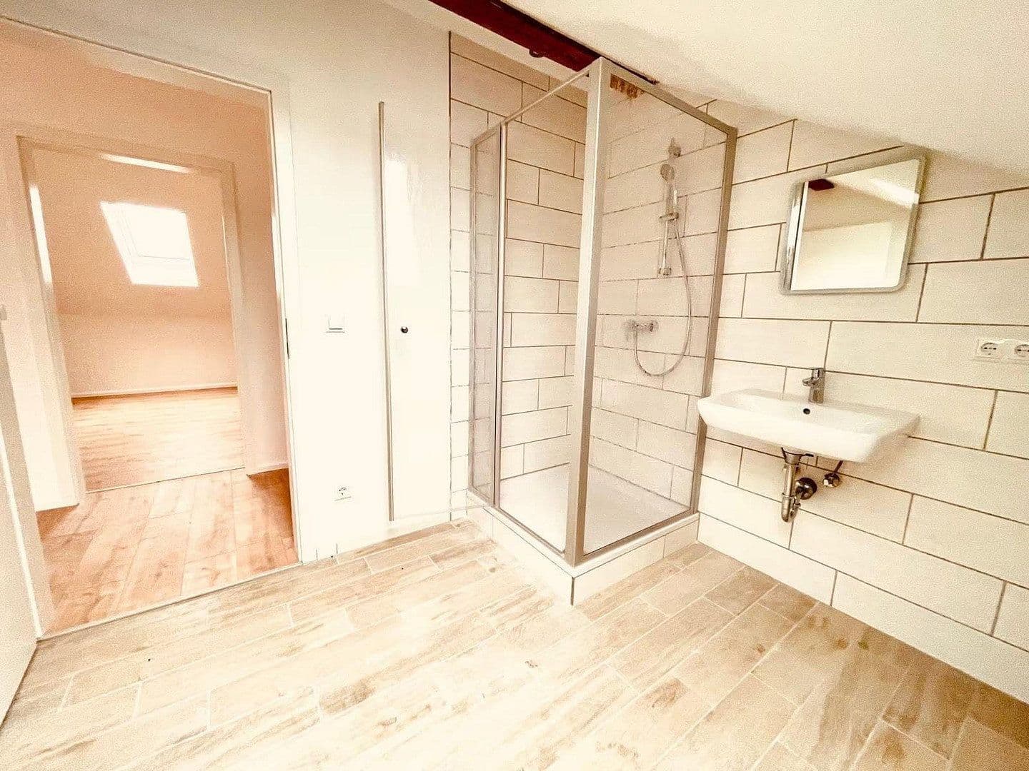 Prenájom bytu 3-izbový 75 m², Maxhütte-Haidhof, Bavorsko Prenájom bytu 3-izbový 75 m², Maxhütte-Haidhof, Bavorsko