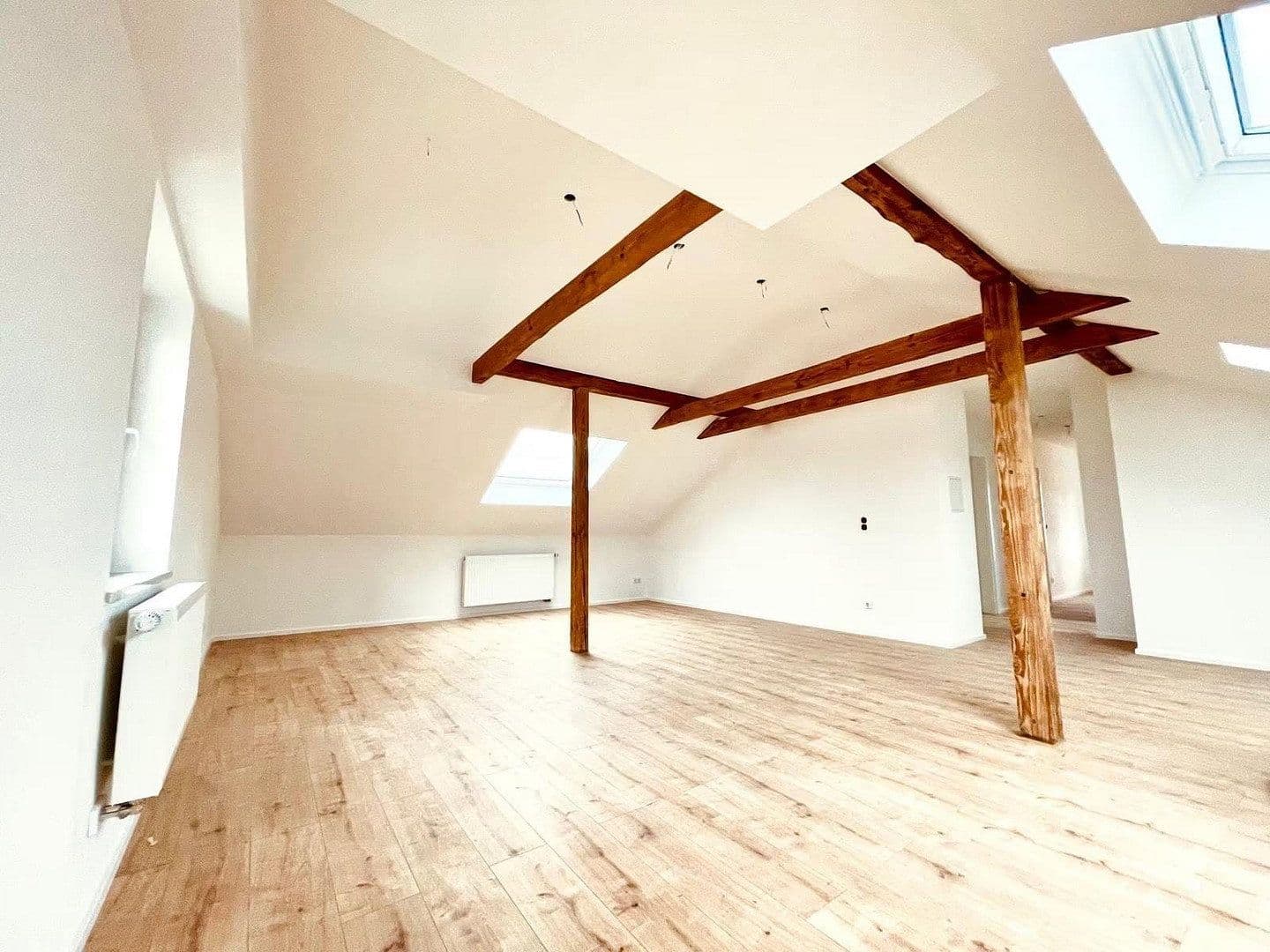 Prenájom bytu 3-izbový 75 m², Maxhütte-Haidhof, Bavorsko Prenájom bytu 3-izbový 75 m², Maxhütte-Haidhof, Bavorsko