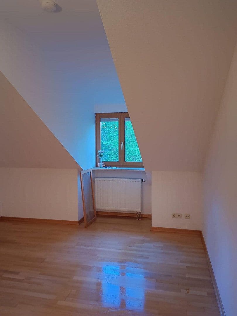 Predaj domu 193 m², pozemek 426 m², Erlangen, Bavorsko Predaj domu 193 m², pozemek 426 m², Erlangen, Bavorsko