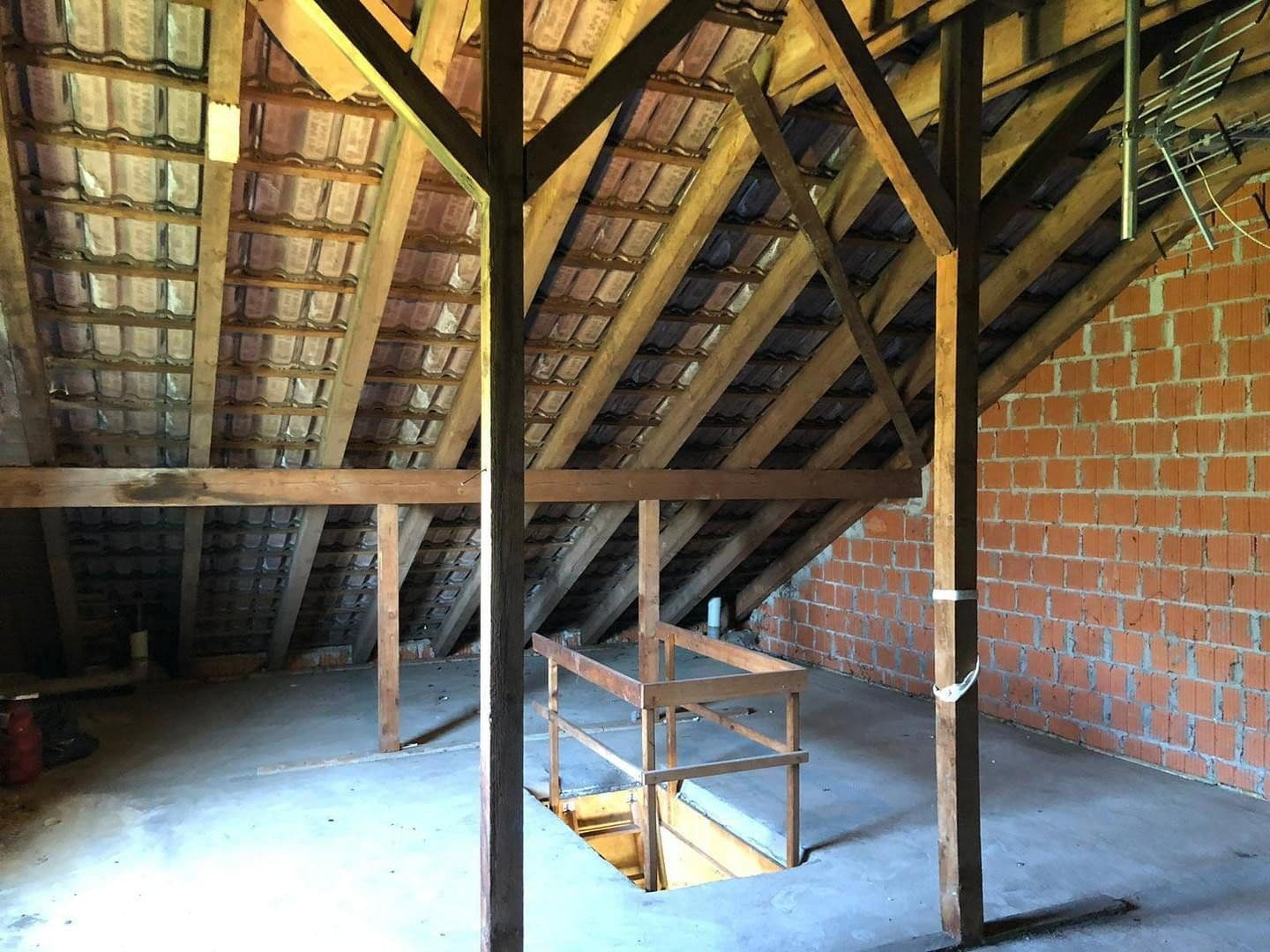 Predaj domu 104 m², pozemek 427 m², Danziger Str.23, Karlsbad, Bádensko-Wurttembersko Predaj domu 104 m², pozemek 427 m², Danziger Str.23, Karlsbad, Bádensko-Wurttembersko